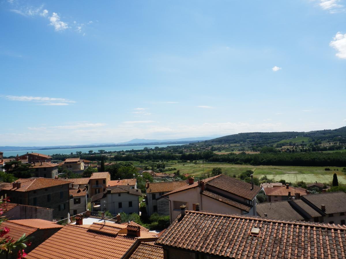 Appartamento Oscar Tuoro sul Trasimeno Exterior photo